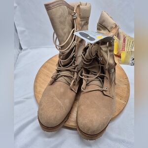 Belleville US Army Desert Storm Style Suede BOOTS Mens 8 NWT